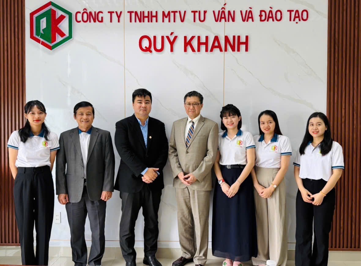 LÃNH SỰ QUÁN NHẬT BẢN TẠI ĐÀ NẴNG TỚI THĂM VÀ LÀM VIỆC ĐẦU NĂM MỚI 2025