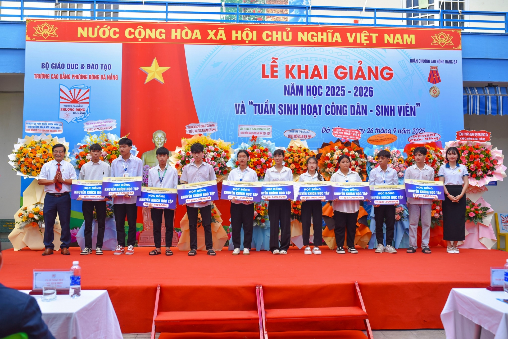  LỄ KHAI GIẢNG NĂM HỌC MỚI 2025 - 2026, TRƯỜNG CAO ĐẲNG PHƯƠNG ĐÔNG ĐÀ NẴNG